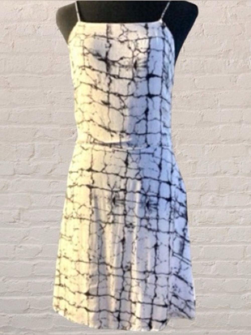 $10$ add on OLIVE & Oak white & black lightweight dress open strappy back